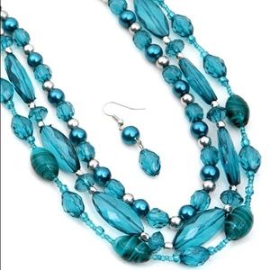 3 Layer Mural Bead Necklace Set